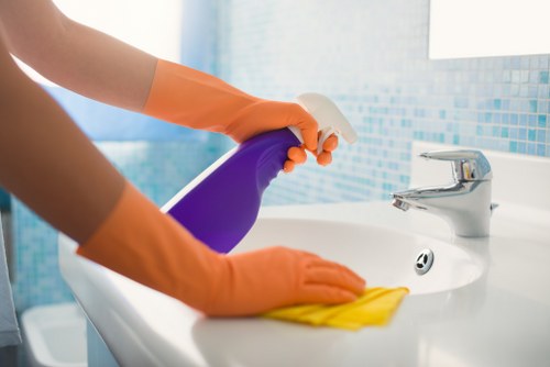 Deep cleaning for a modern SW6 apartment interior