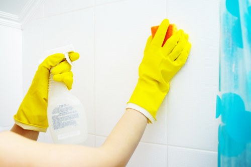 Preparation checklist and access planning for deep cleaning in SW6